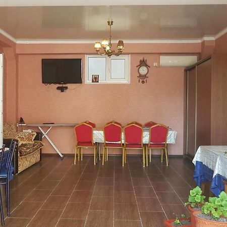 Holidays In Sukhum Σουχούμι Εξωτερικό φωτογραφία