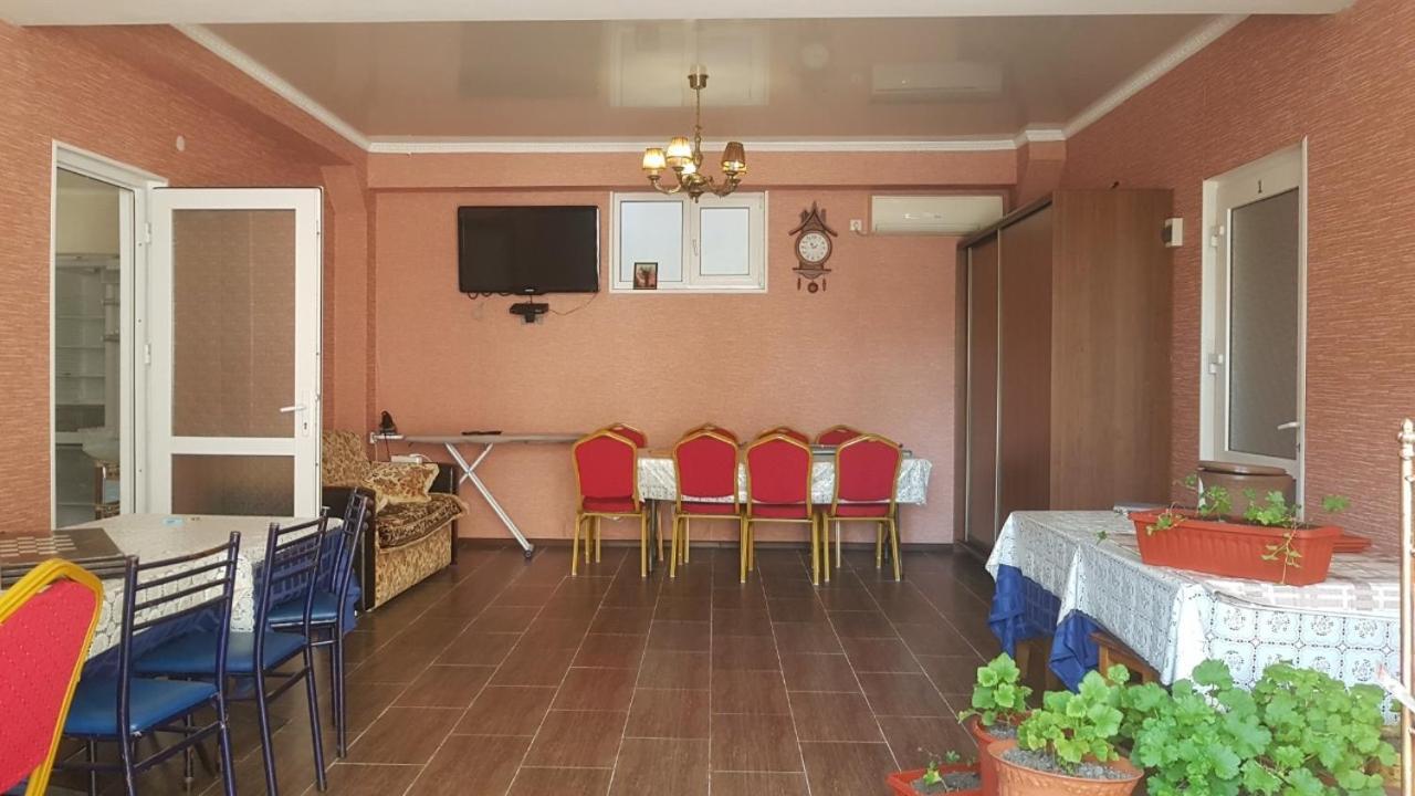 Holidays In Sukhum Σουχούμι Εξωτερικό φωτογραφία